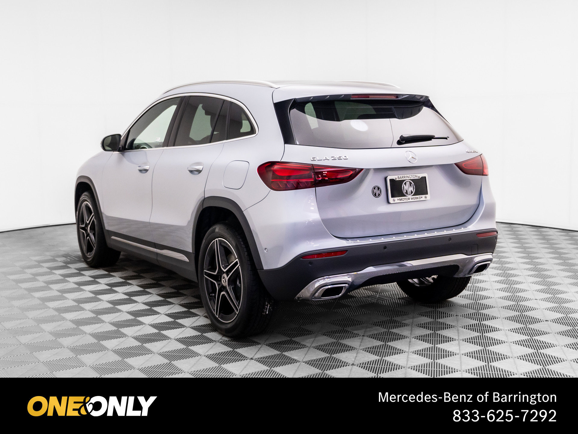 New 2026 Mercedes-Benz GLA 250 4MATIC image 3