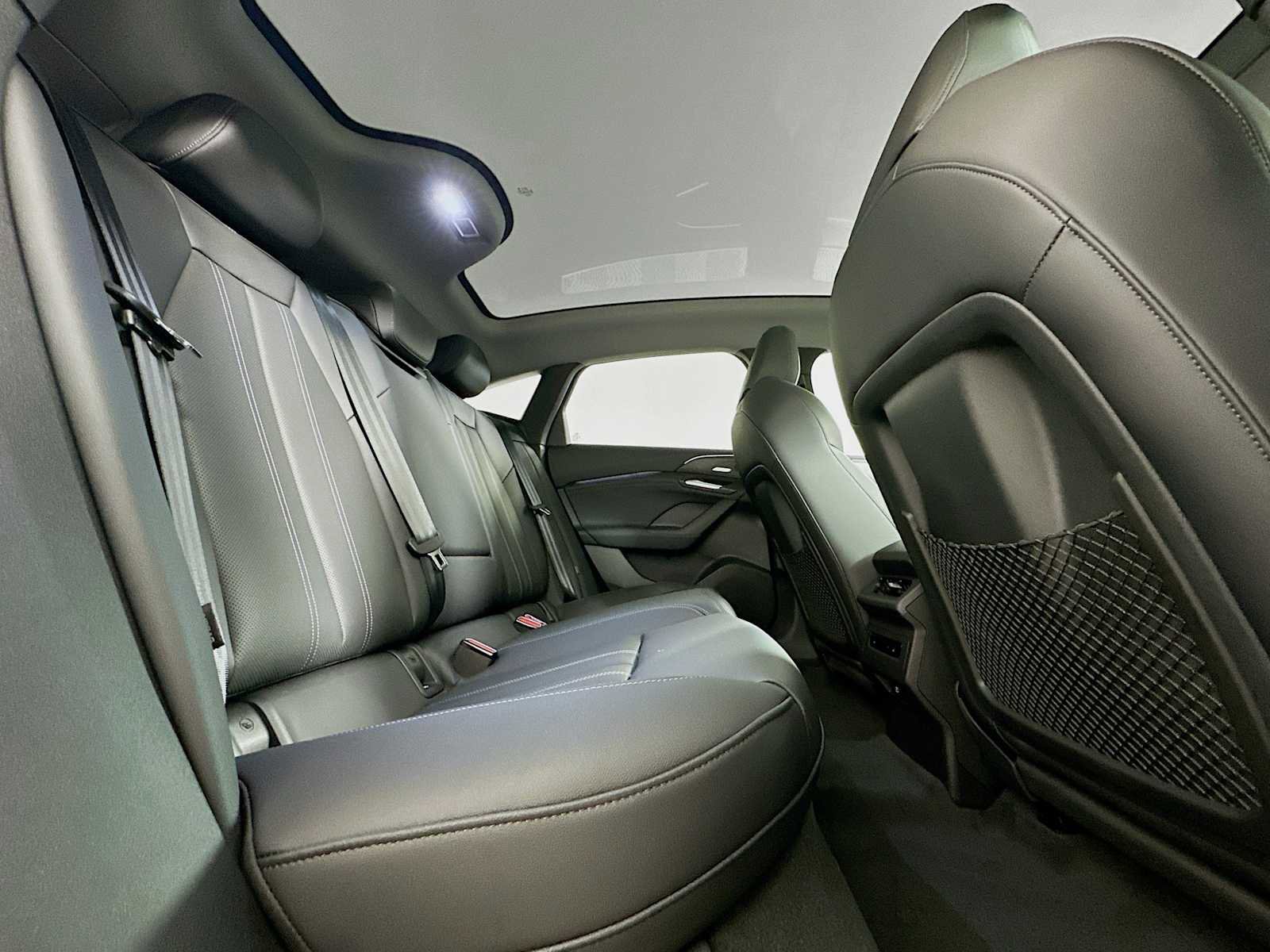 New 2025 Audi A6 e-tron Premium Plus image 25