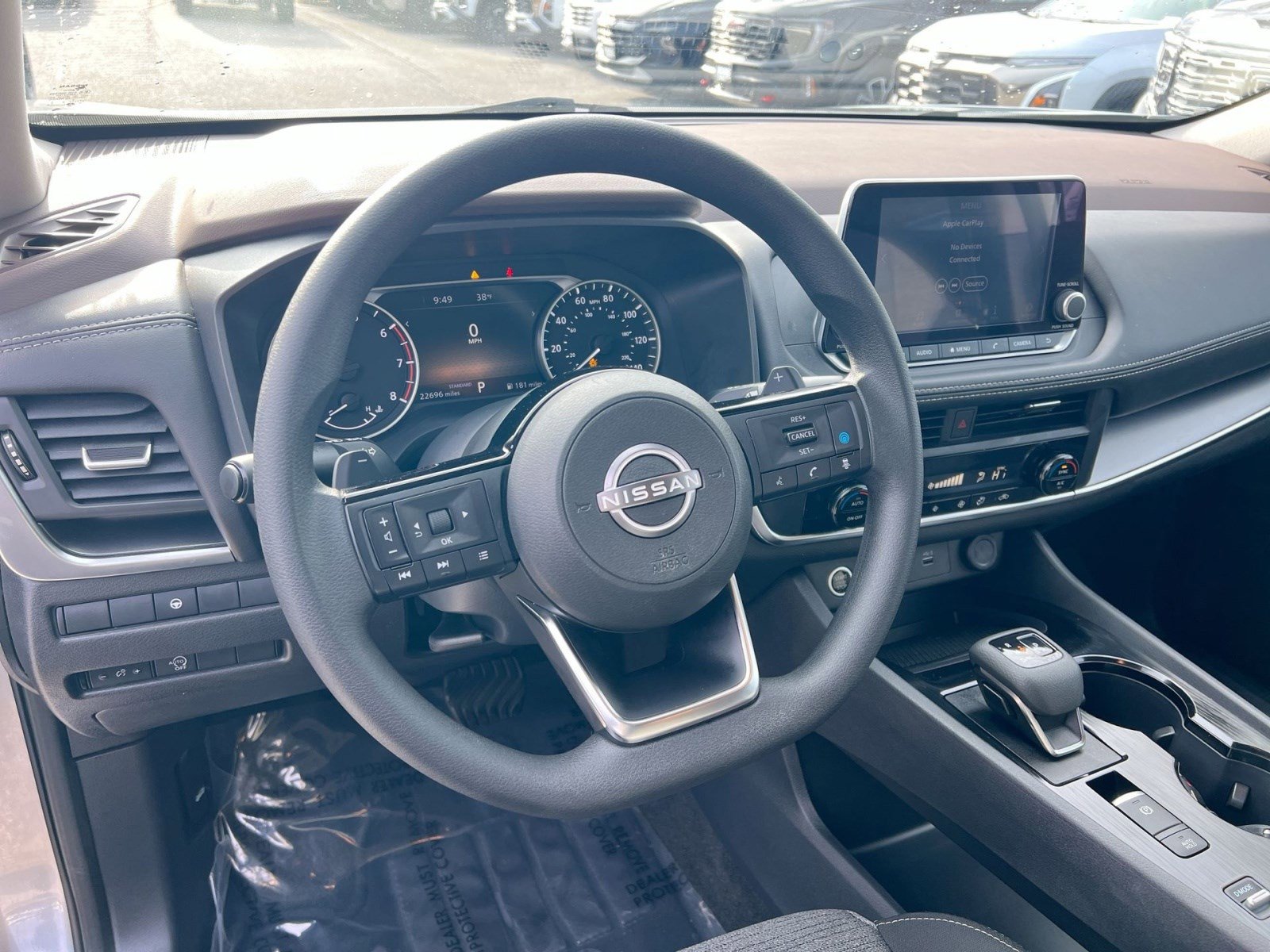 Used 2023 Nissan Rogue SV image 16