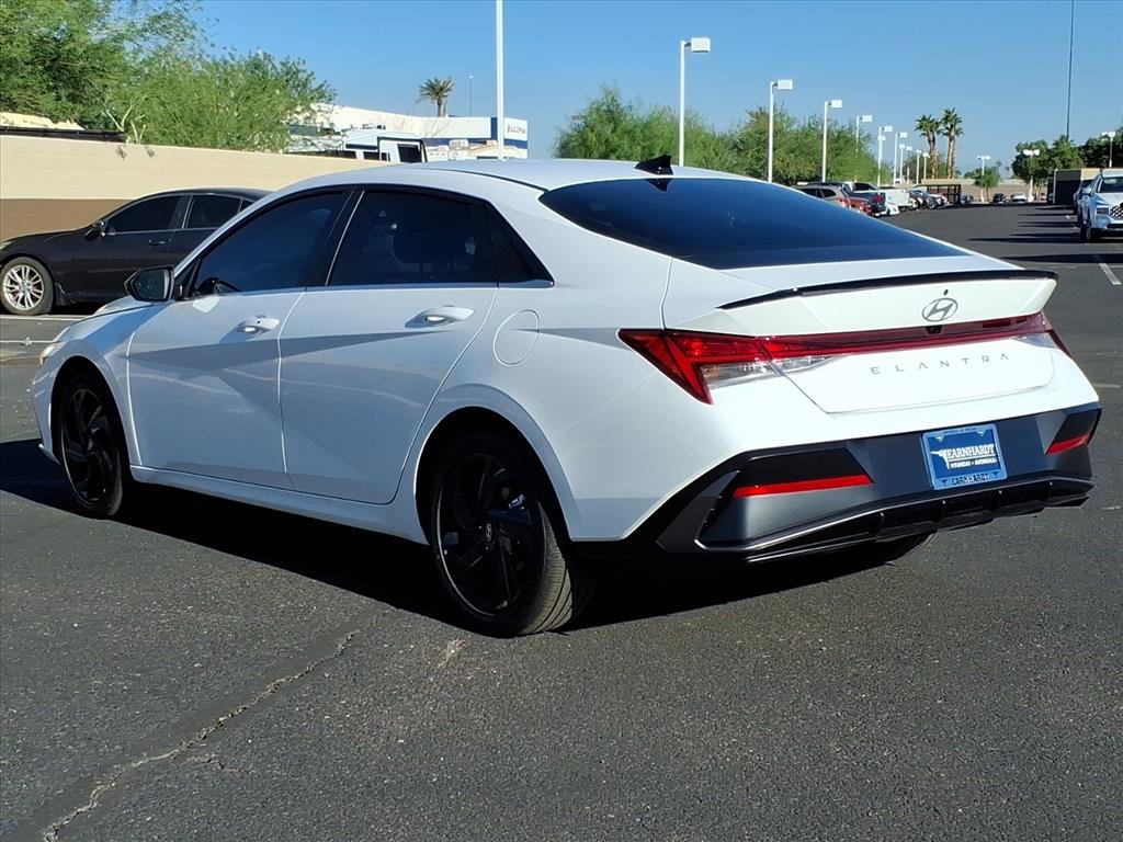 New 2026 Hyundai Elantra SEL Sport Premium image 2