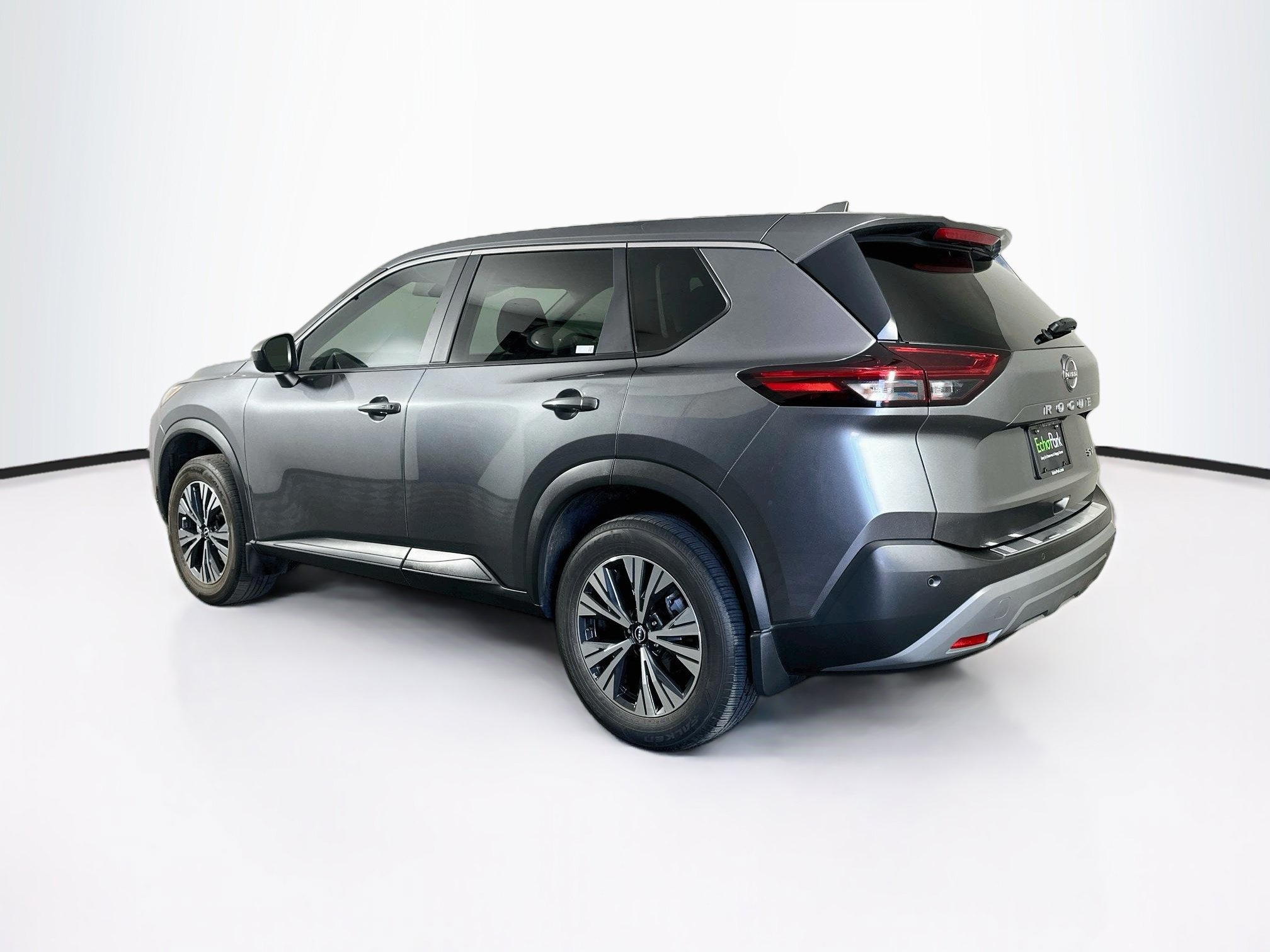 Used 2023 Nissan Rogue SV FWD image 5
