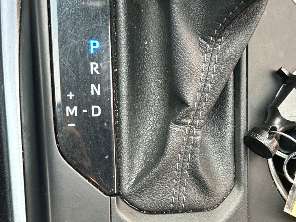 Used 2024 Toyota Highlander XSE image 14