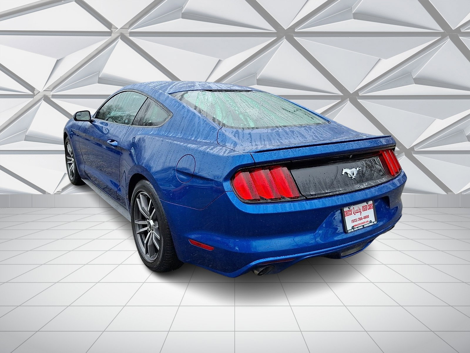 Used 2017 Ford Mustang Coupe RWD image 8