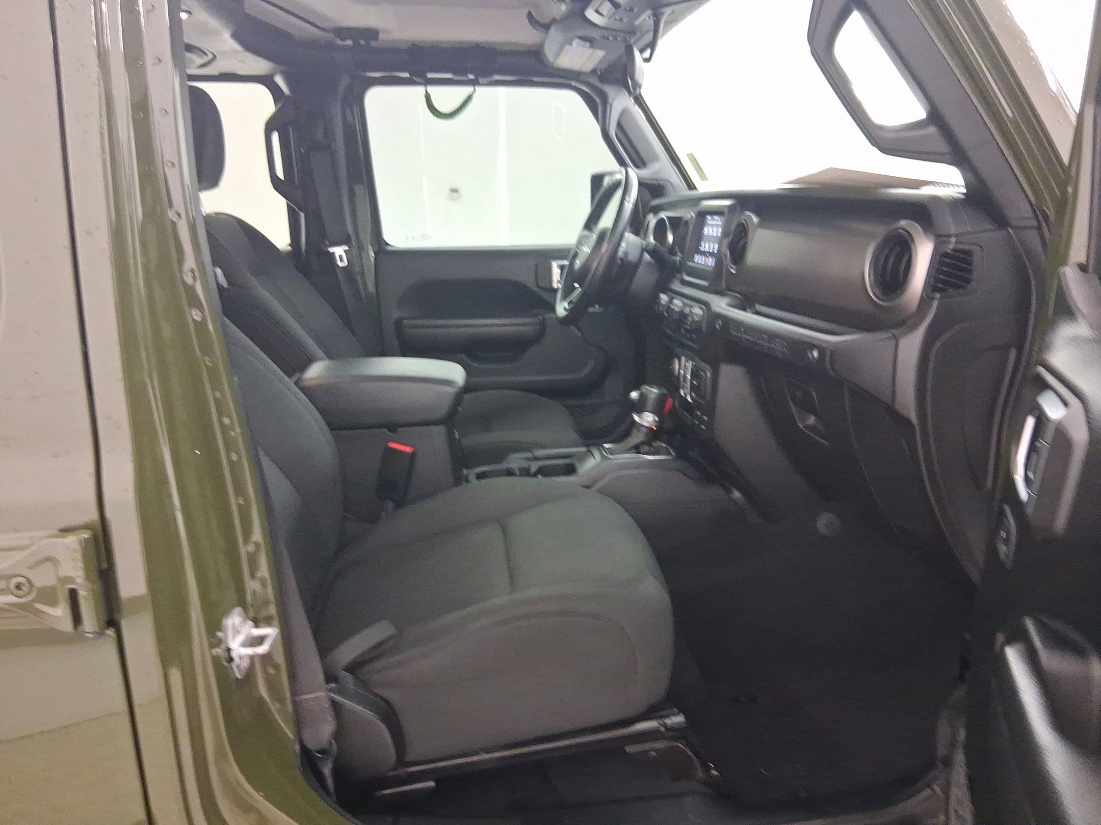 Used 2020 Jeep Wrangler Willys image 30