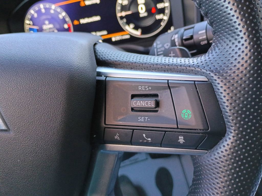 Used 2024 Mitsubishi Outlander SEL image 32