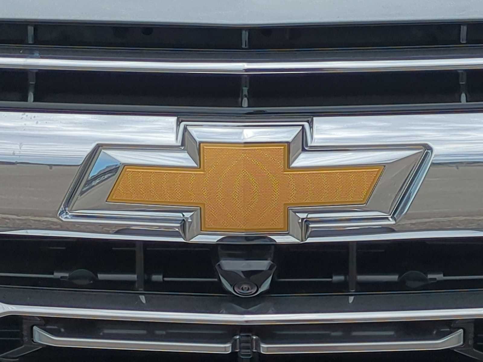 New 2026 Chevrolet Suburban Premier AWD/4WD image 8