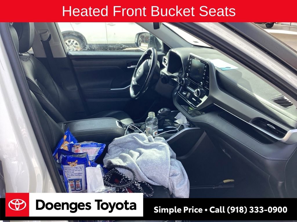 Used 2020 Toyota Highlander XLE image 12