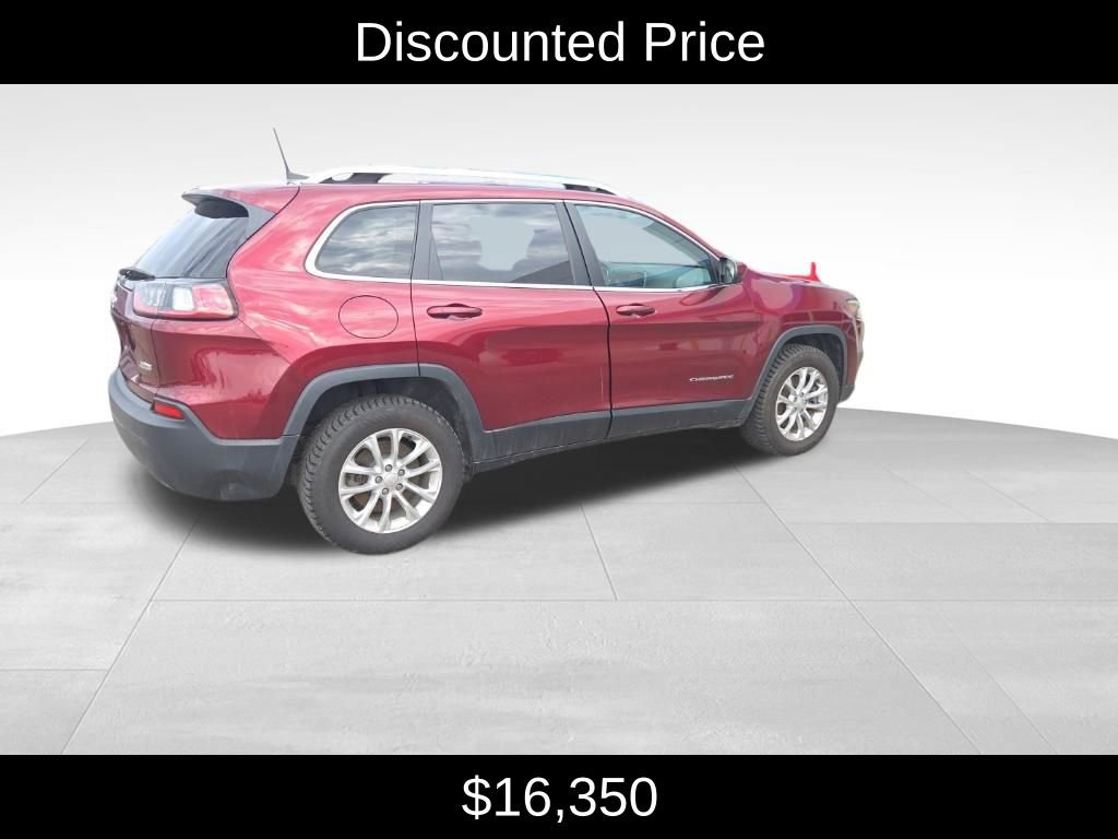 Used 2019 Jeep Cherokee Latitude w/ Cold Weather Group image 3