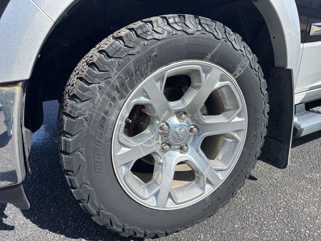 Used 2014 RAM 1500 Laramie w/ Convenience Group image 10