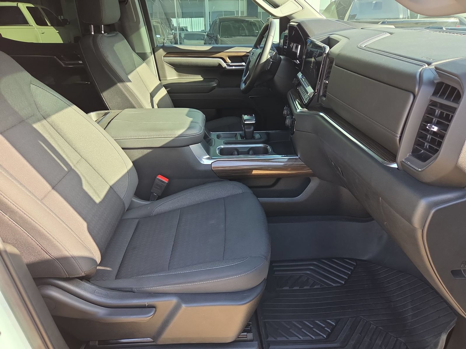 Used 2023 Chevrolet Silverado 1500 RST w/ Z71 Off-Road Package AWD/4WD image 26