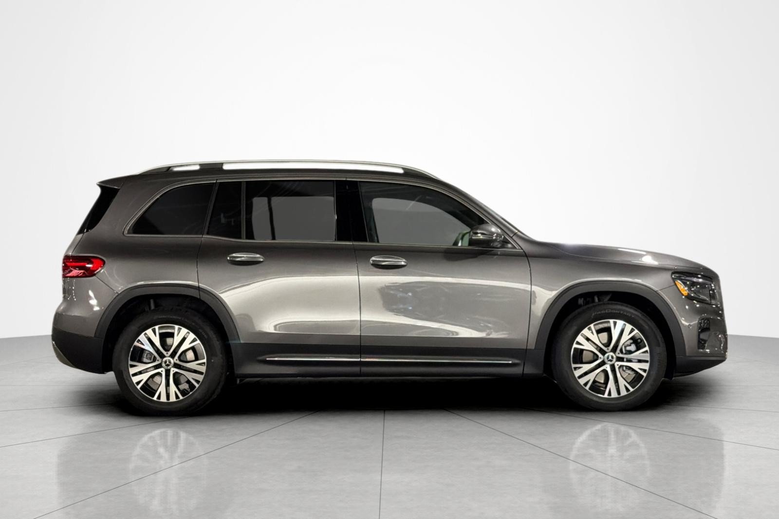 New 2026 Mercedes-Benz GLB 250 image 6