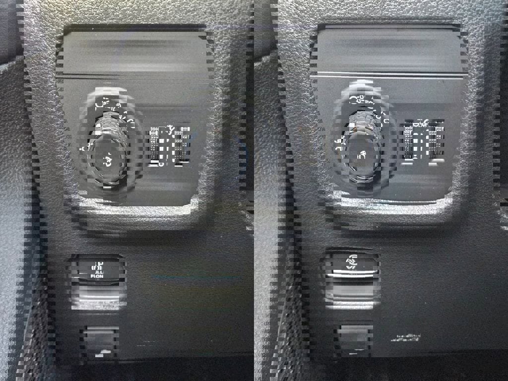 New 2025 Jeep Grand Cherokee Limited image 21