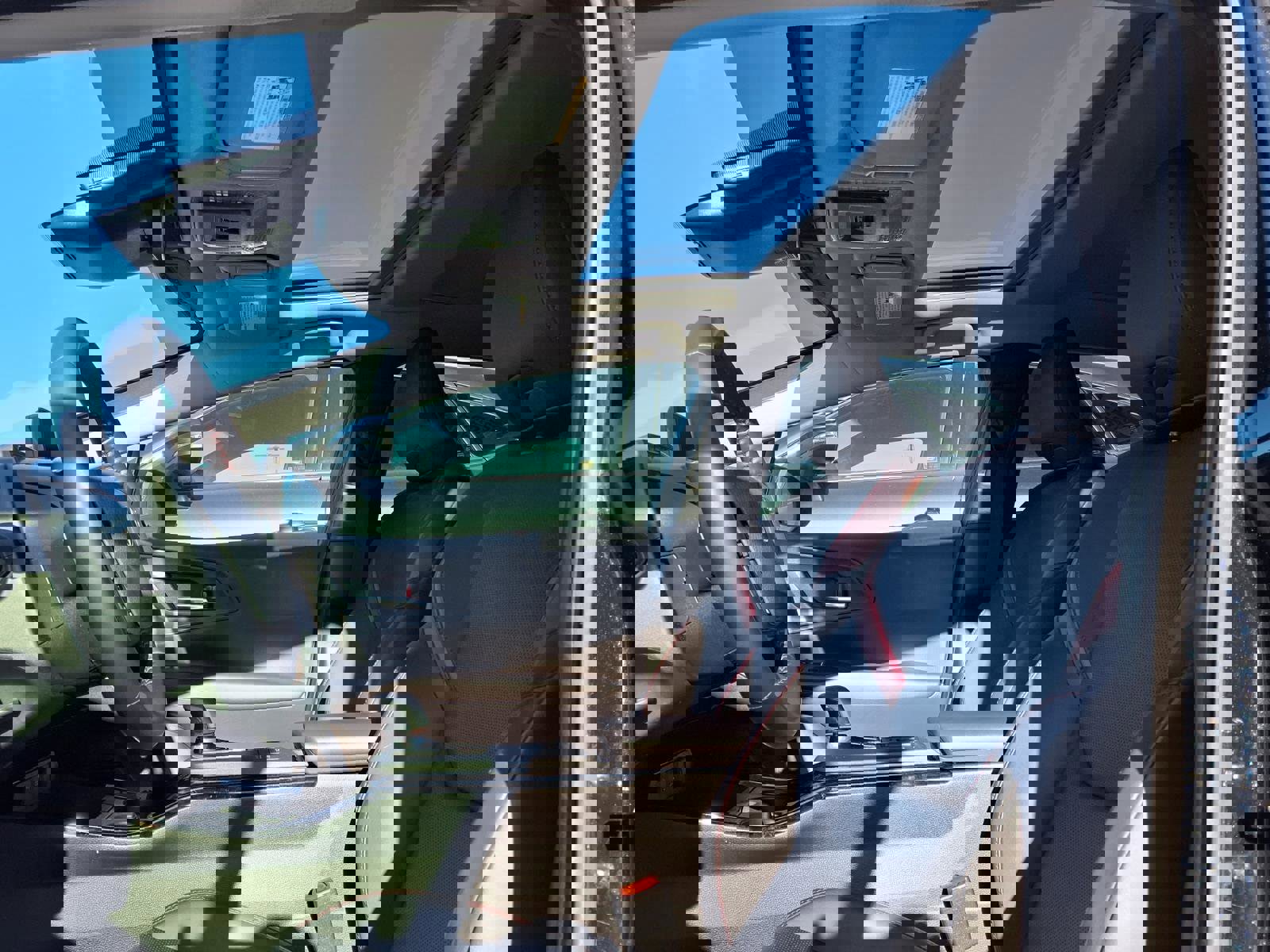 Used 2024 Toyota Prius Prime image 6