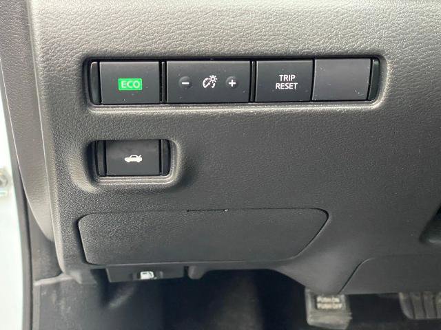 Certified 2023 Nissan Sentra SR w/ Midnight Edition Package image 15