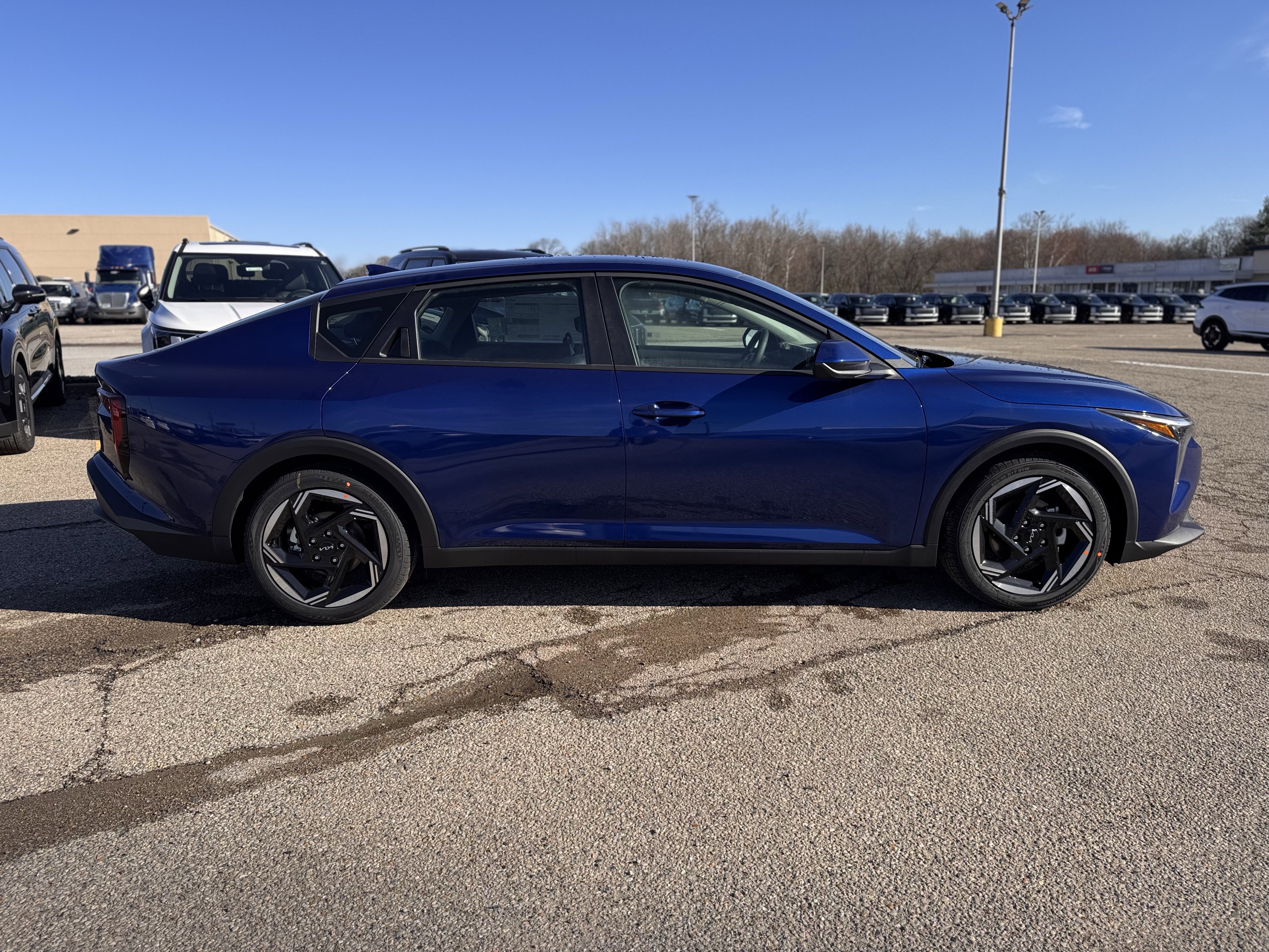 New 2026 Kia K4 EX image 2