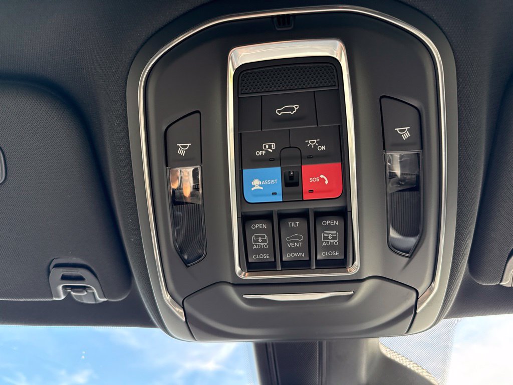 New 2026 Jeep Grand Wagoneer 4WD image 41