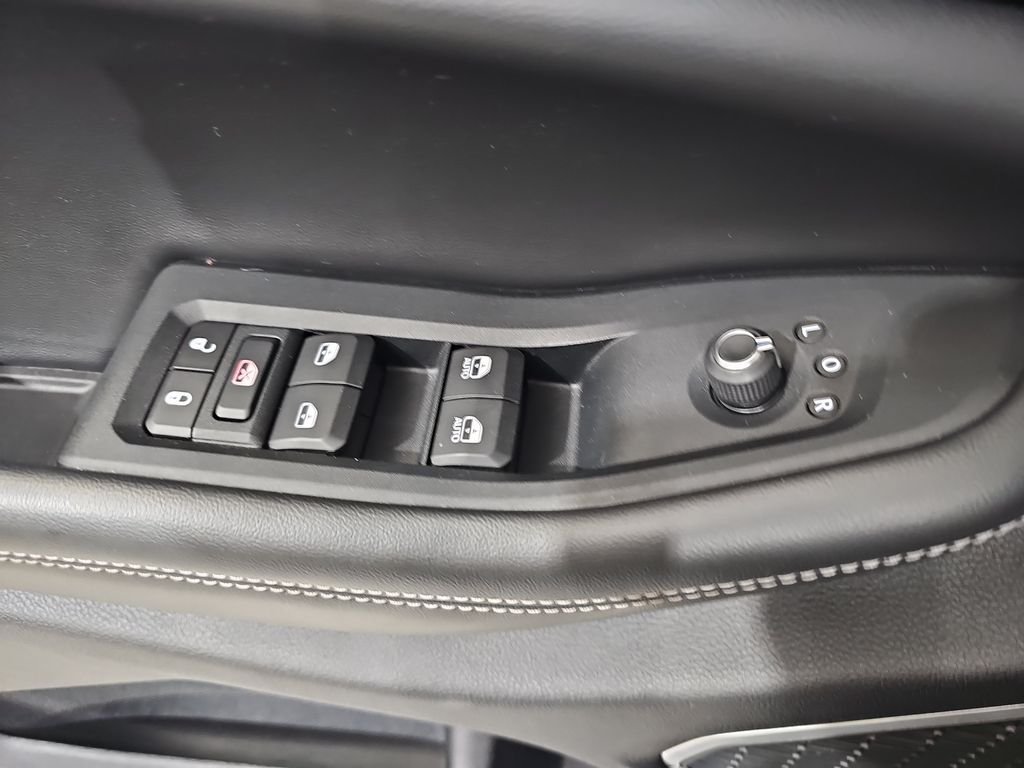 Used 2022 Jeep Grand Cherokee Altitude AWD/4WD image 30