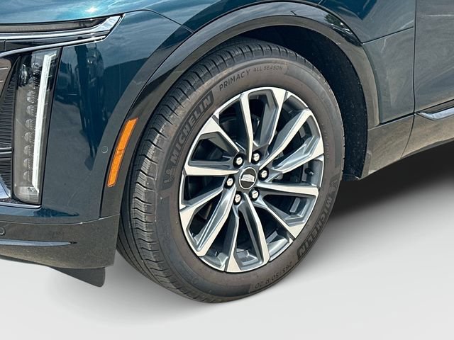 Certified 2024 Cadillac Lyriq Sport w/ LPO, Floor Liner Package AWD/4WD image 29