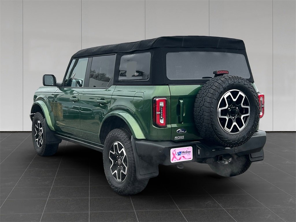 Used 2023 Ford Bronco Outer Banks image 3