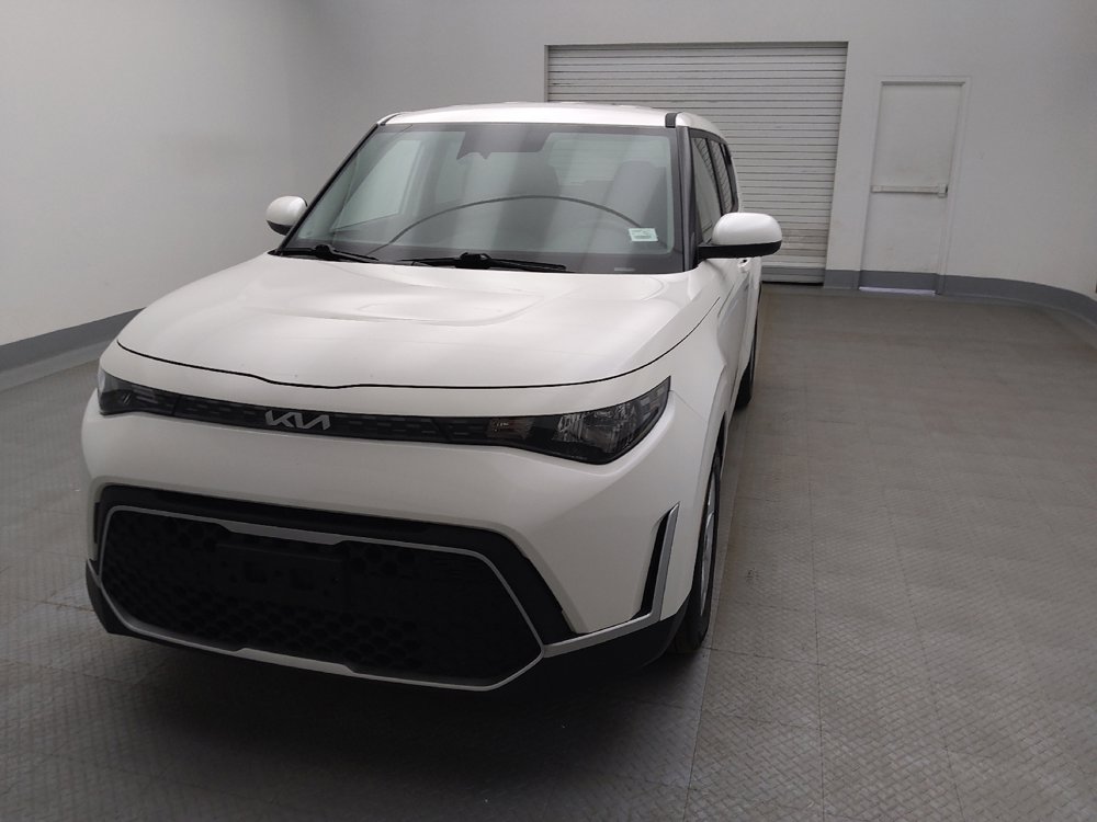 Used 2025 Kia Soul S FWD image 15