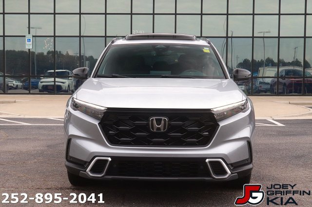Used 2024 Honda CR-V Sport Touring image 2