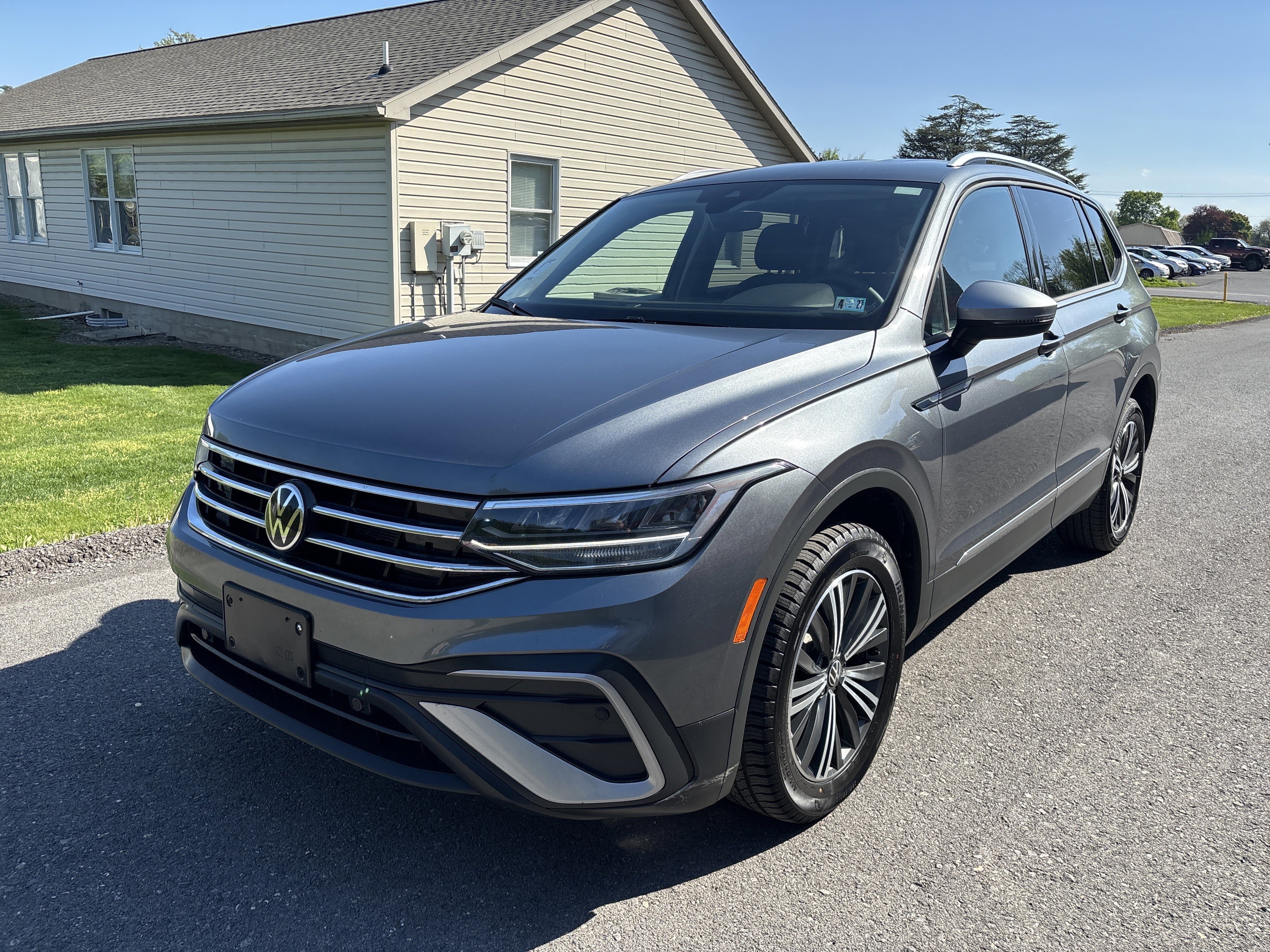 Used 2024 Volkswagen Tiguan Wolfsburg Edition AWD/4WD image 8