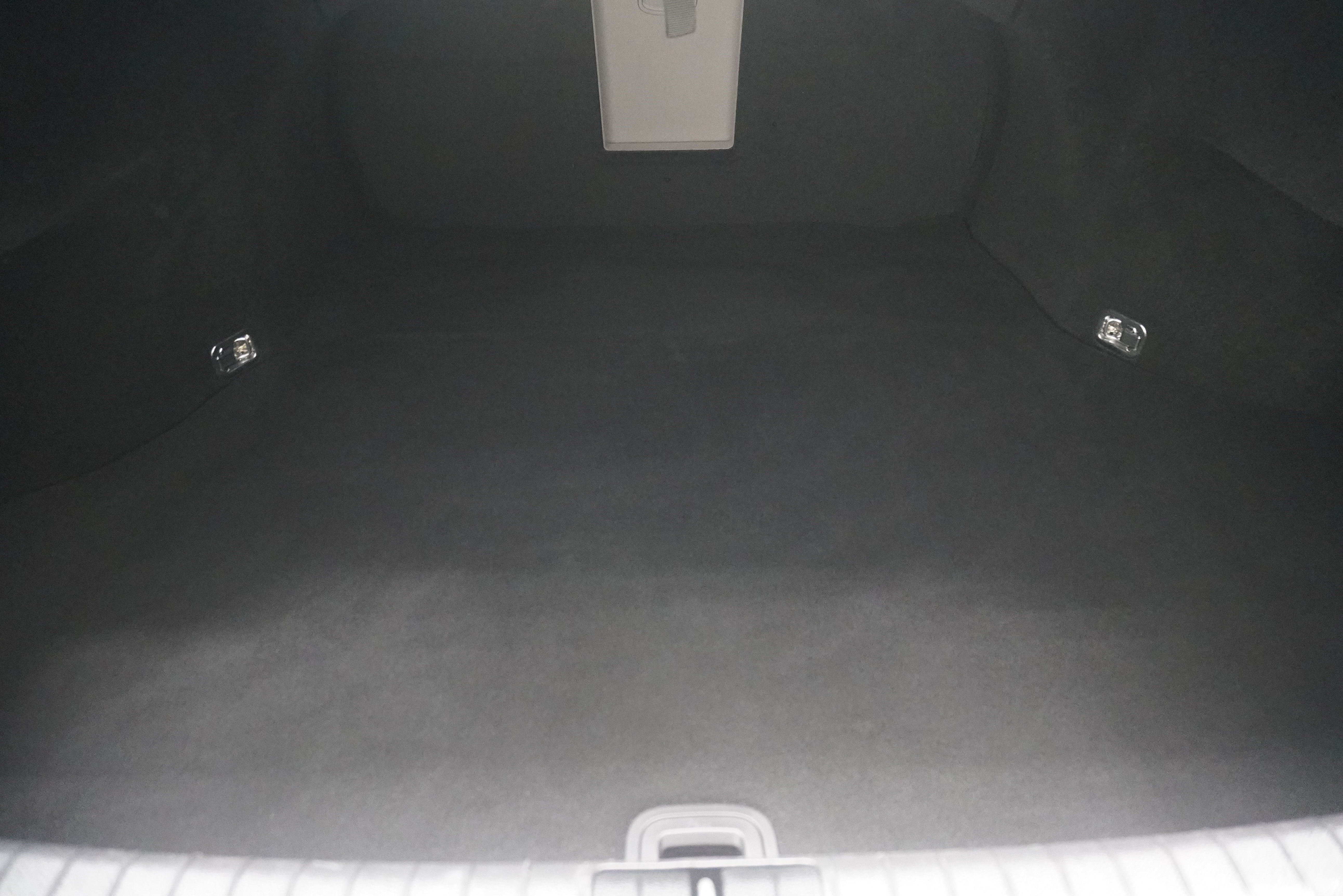 Used 2017 Genesis G80 3.8 RWD image 25