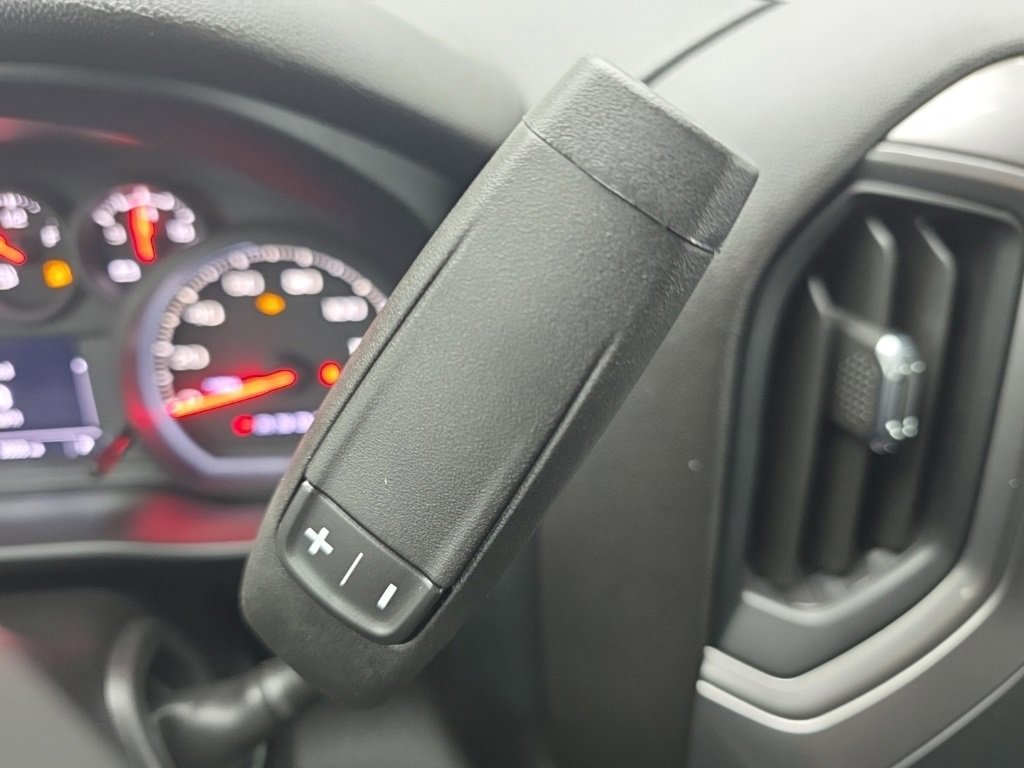 Used 2025 Chevrolet Silverado 2500 W/T image 27