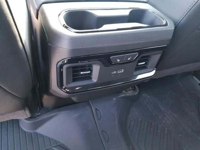 New 2026 GMC Sierra 1500 AT4 w/ AT4 Premium Package image 13