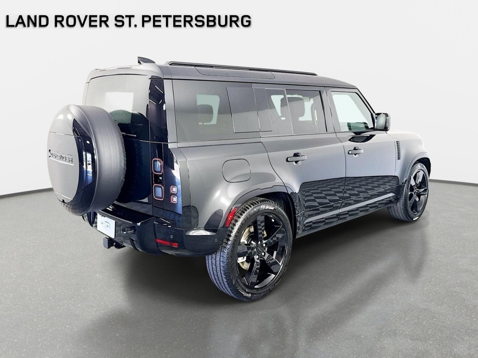 Used 2026 Land Rover Defender 110 X-Dynamic SE AWD/4WD image 5