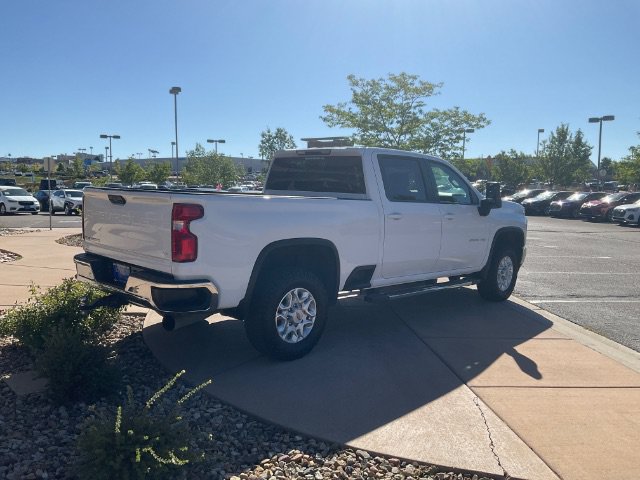 Used 2023 Chevrolet Silverado 2500 LT w/ Convenience Package AWD/4WD image 4