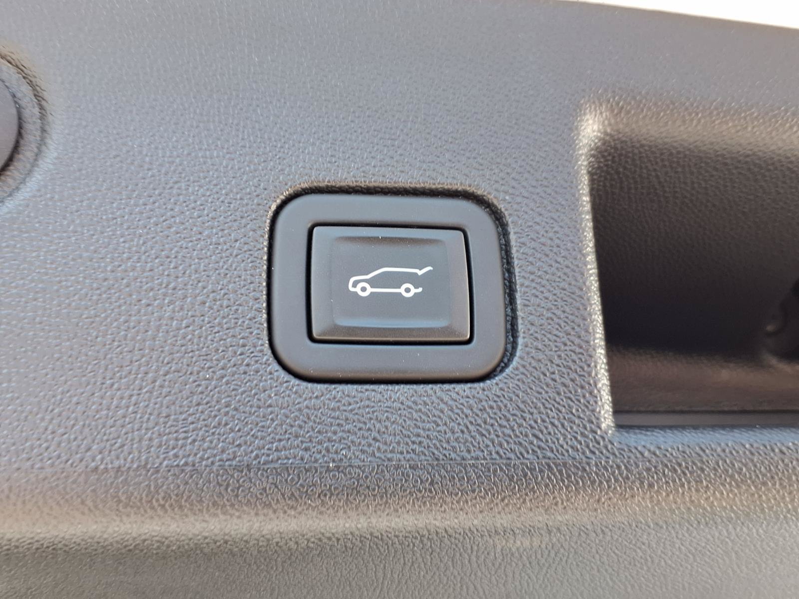 Used 2024 Chevrolet Equinox LT FWD image 7