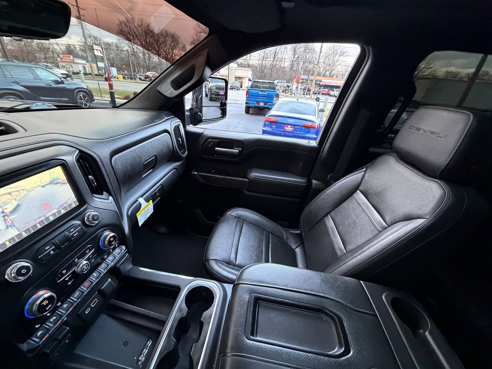 Used 2019 GMC Sierra 1500 Denali image 28