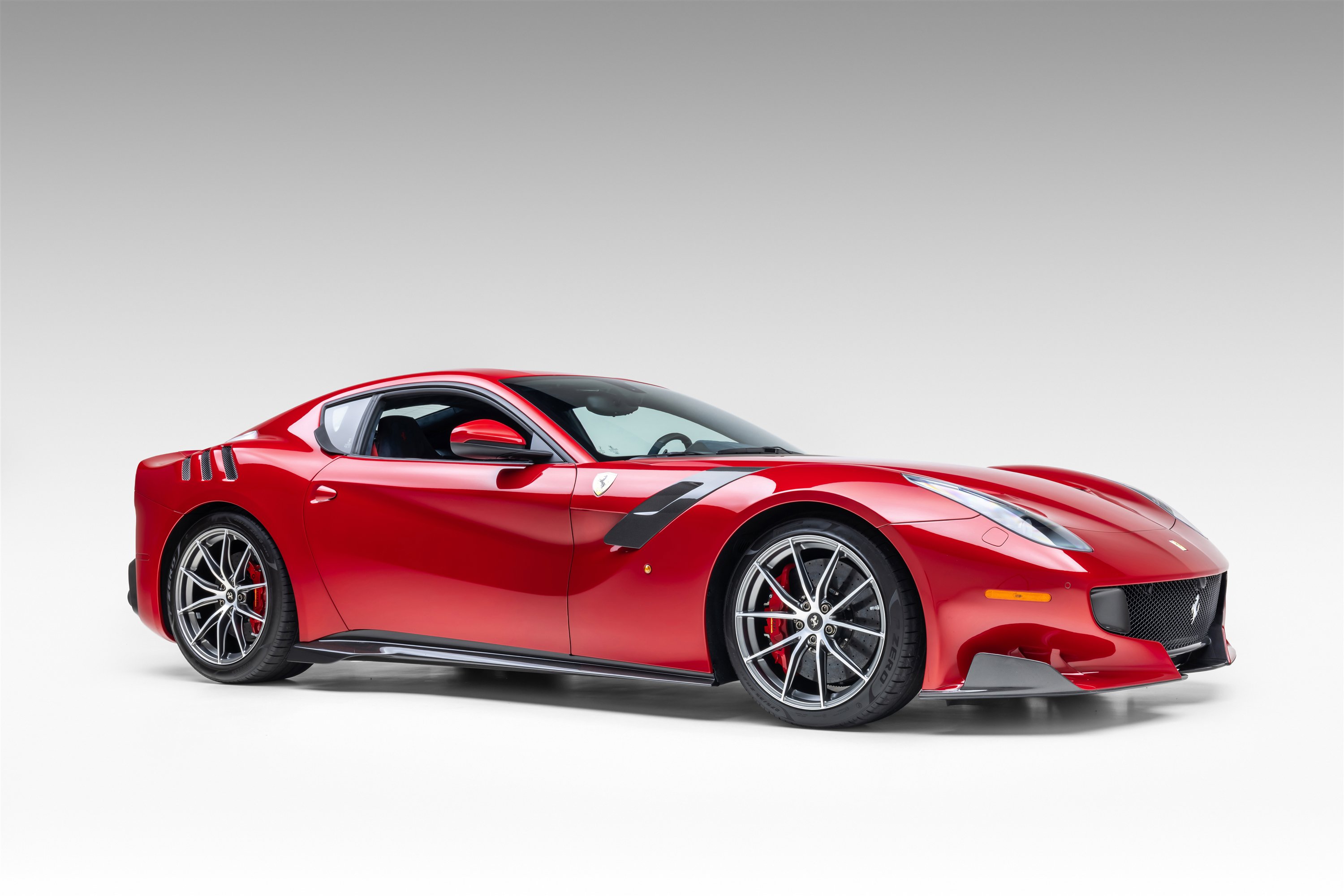 Certified 2017 Ferrari F12tdf image 6