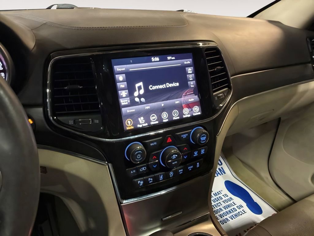 Used 2021 Jeep Grand Cherokee Overland image 22