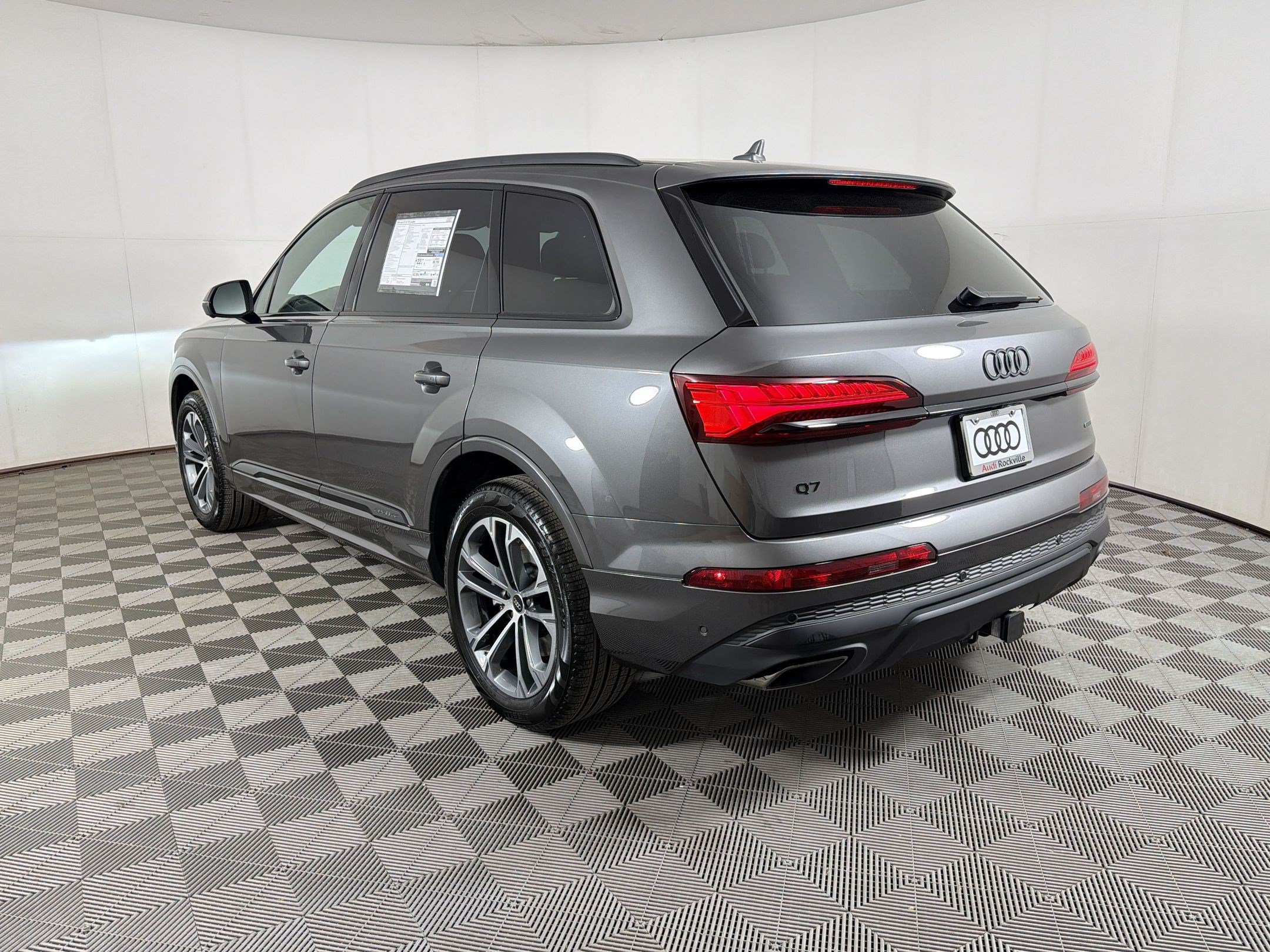 New 2026 Audi Q7 2.0T Premium AWD/4WD image 3