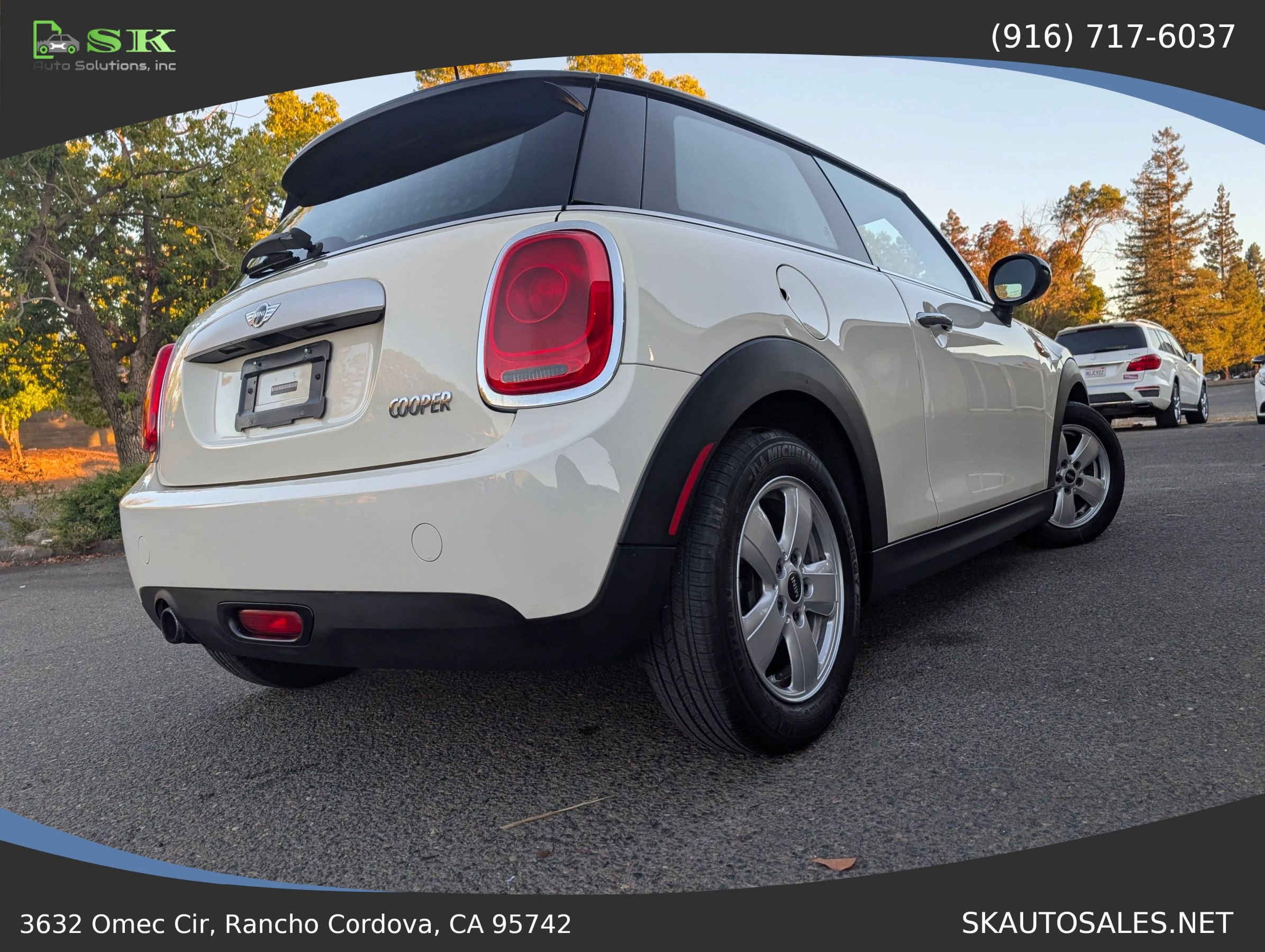 Used 2014 MINI Cooper 2-Door Hardtop FWD image 12
