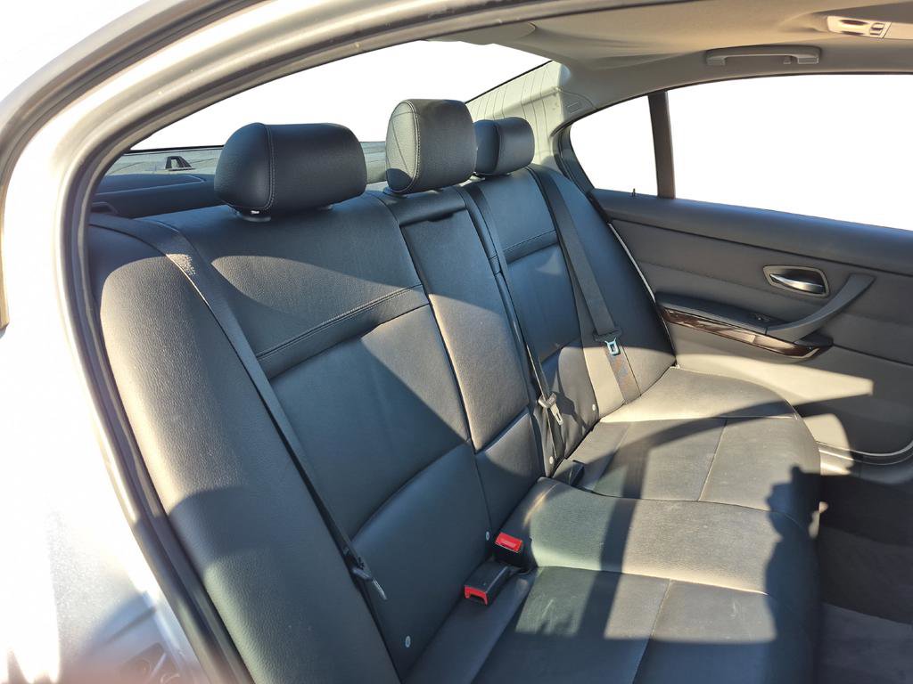 Used 2011 BMW 328i 328i image 24