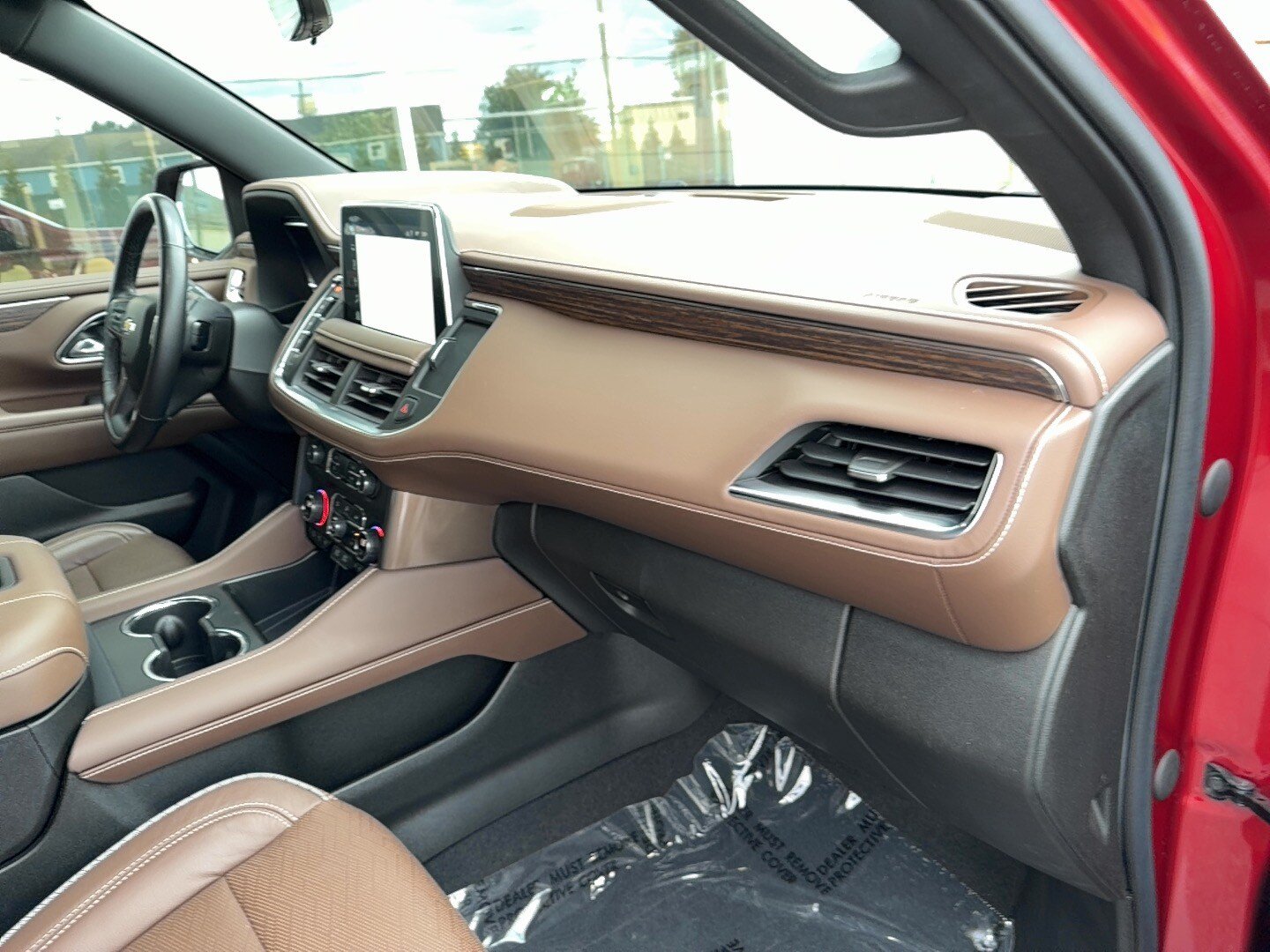 Used 2022 Chevrolet Suburban High Country w/ LPO, Illumination Package AWD/4WD image 30
