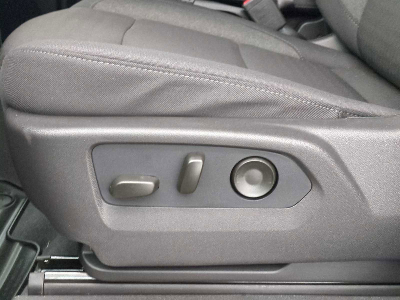 New 2026 Chevrolet Silverado 1500 LT image 15