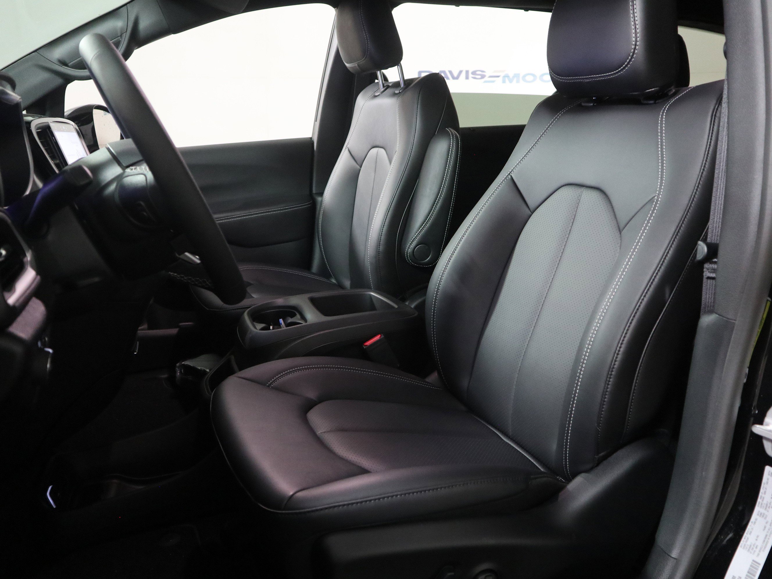 New 2026 Chrysler Pacifica Select image 23