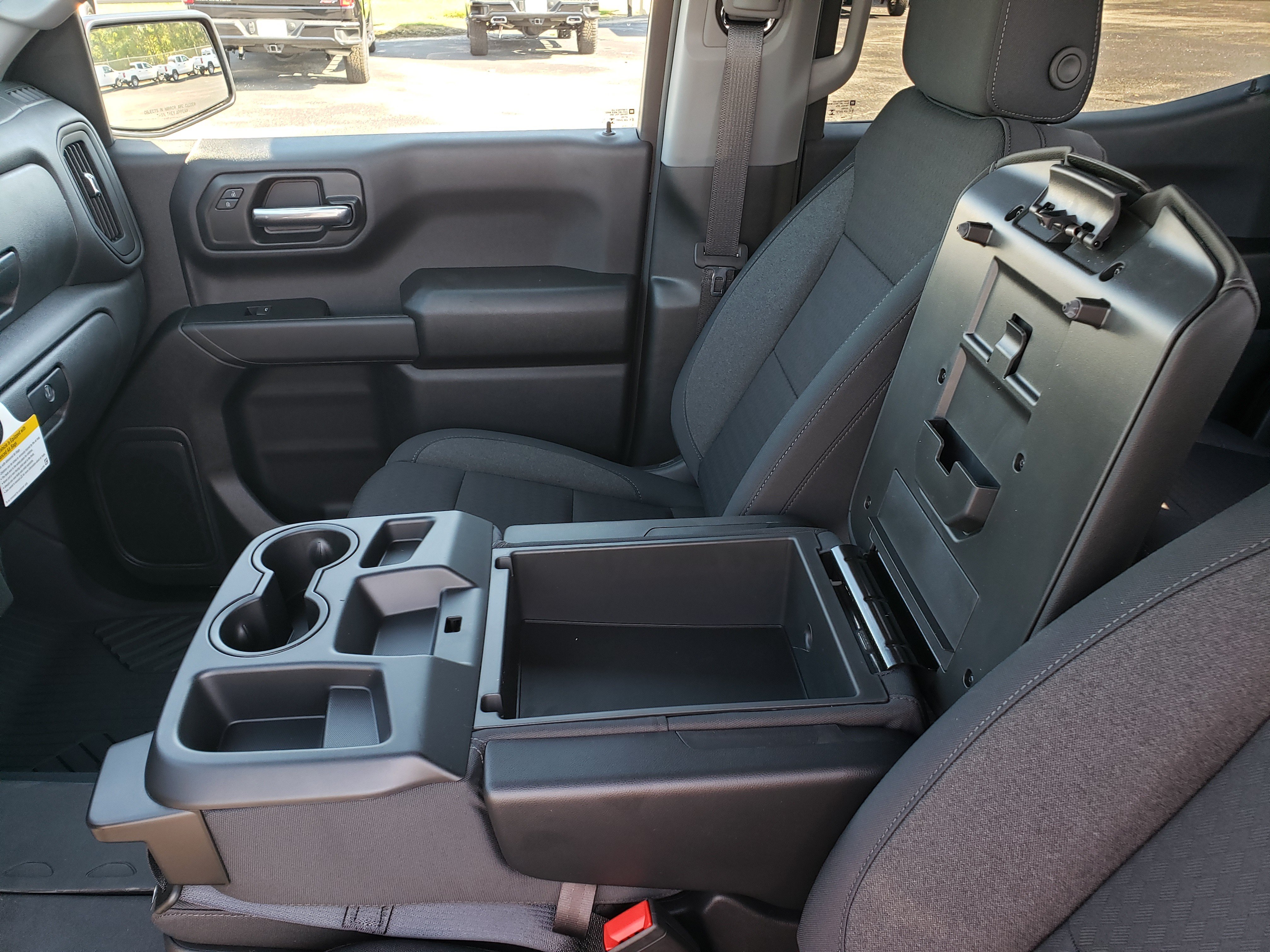 New 2026 Chevrolet Silverado 1500 Custom Trail Boss w/ LPO, Dark Essentials Package AWD/4WD image 24