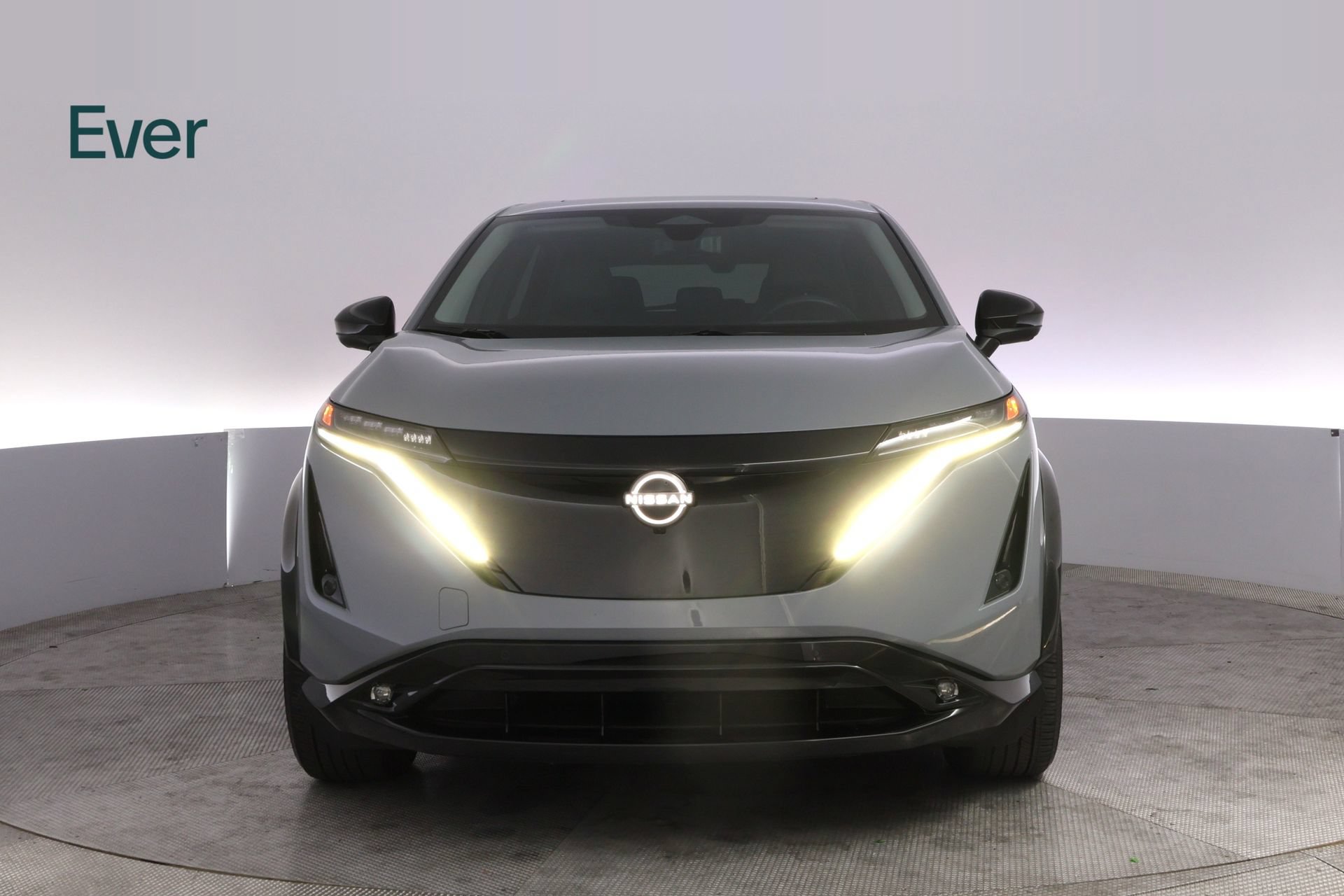 Used 2024 Nissan Ariya AWD image 12