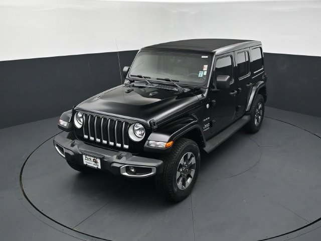 Used 2022 Jeep Wrangler Unlimited Sahara w/ Cold Weather Group AWD/4WD image 14