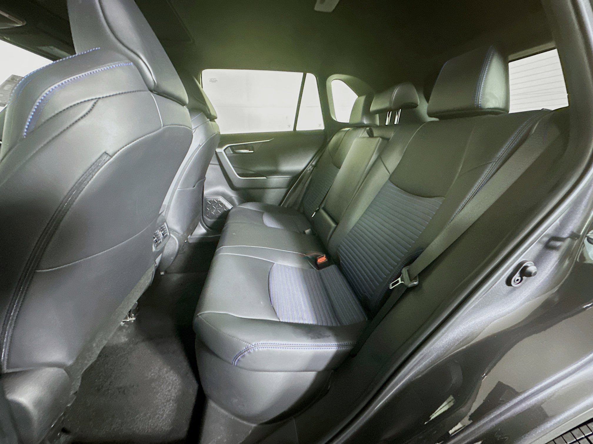 Used 2024 Toyota RAV4 XSE w/ Weather Package image 26
