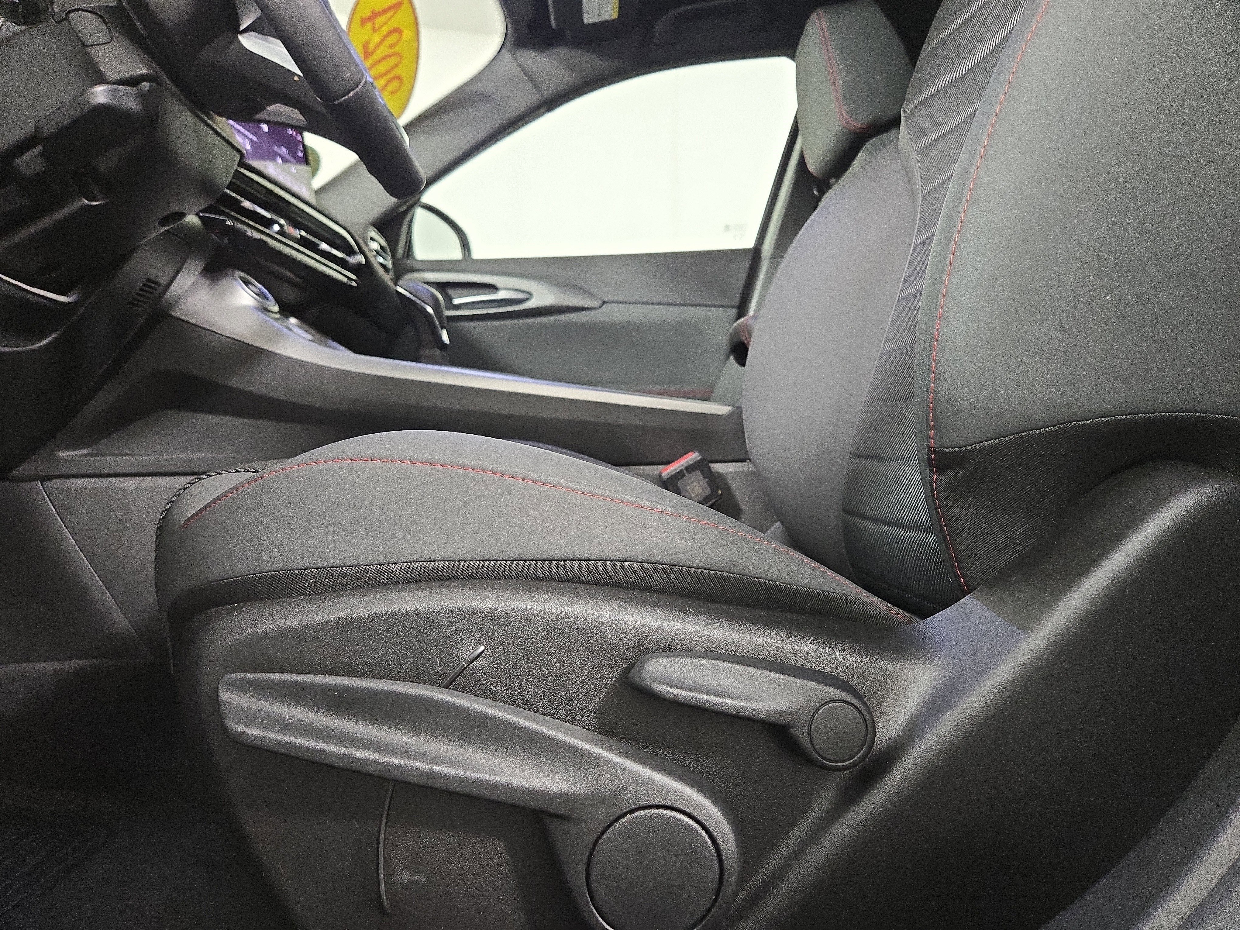 Certified 2024 Dodge Hornet GT w/ Cold Weather Group image 30