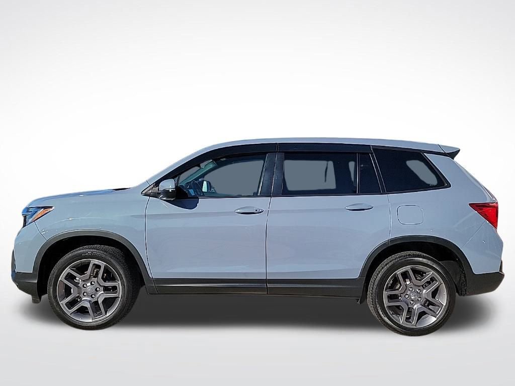 Used 2023 Honda Passport EX-L image 2