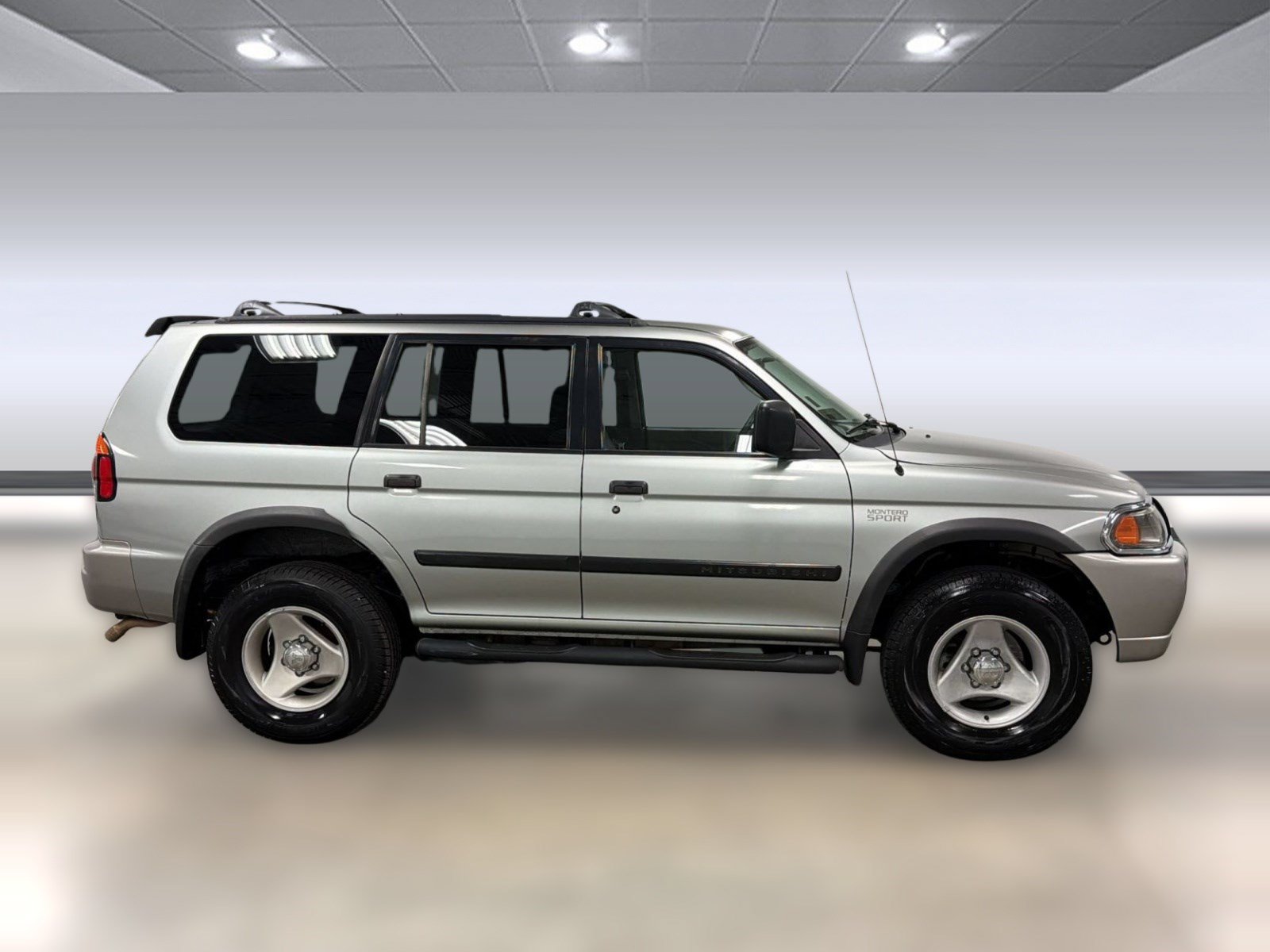 Used 2000 Mitsubishi Montero Sport LS AWD/4WD image 7
