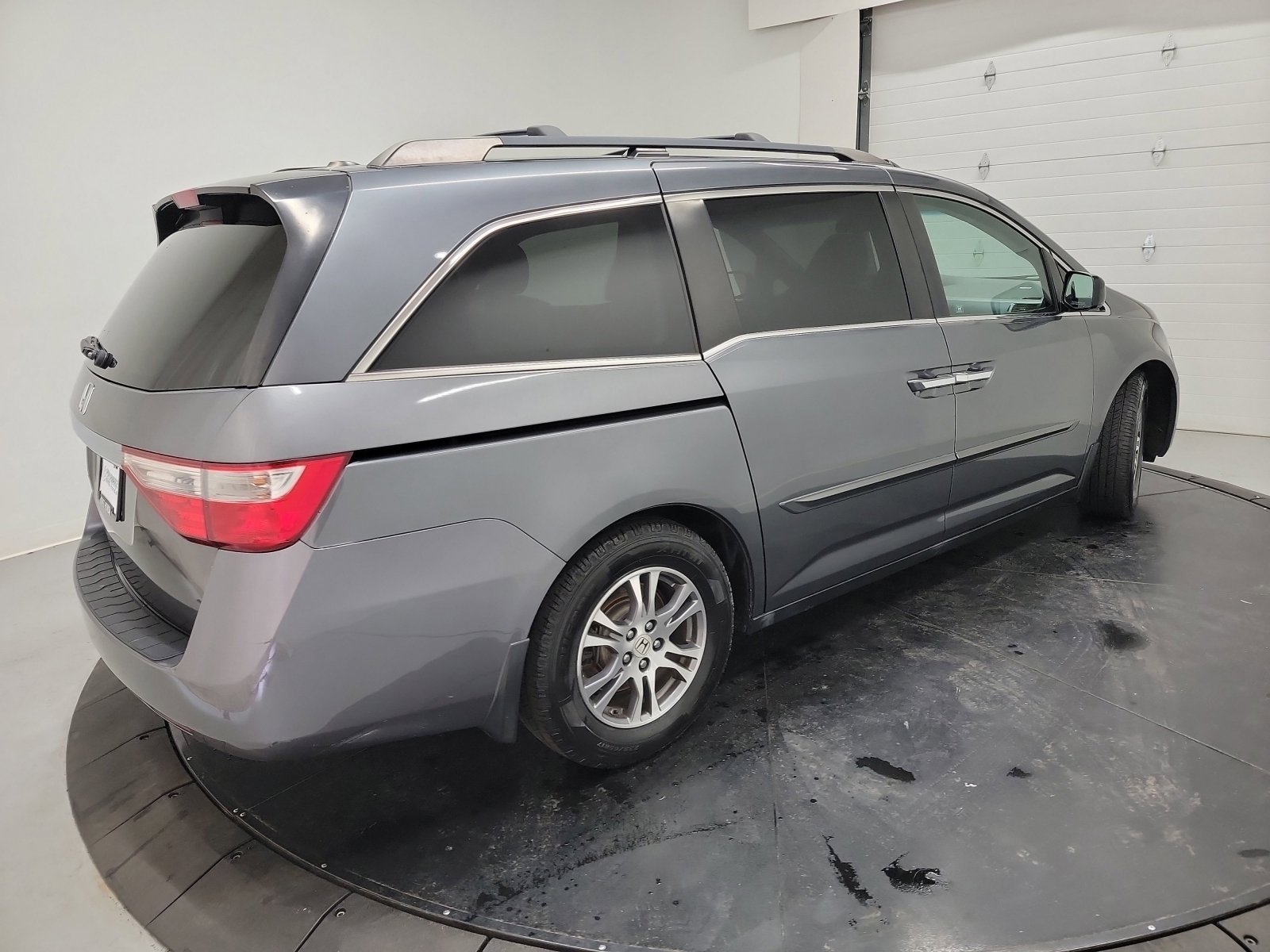 Used 2011 Honda Odyssey EX-L image 9