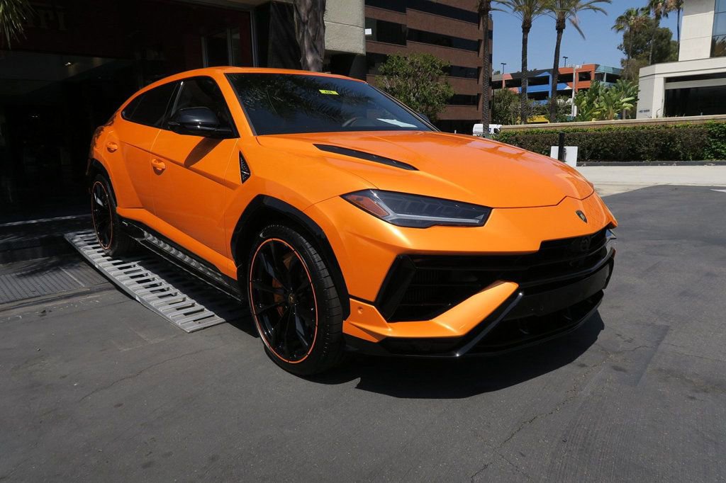 Used 2024 Lamborghini Urus S AWD/4WD image 4
